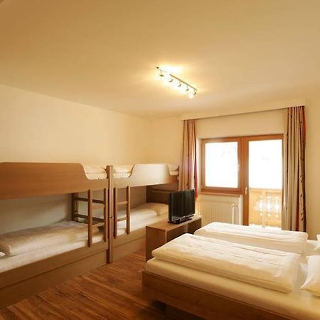 Familien & Wohlfuhlhotel Johanneshof Saalbach-Hinterglemm Exterior photo